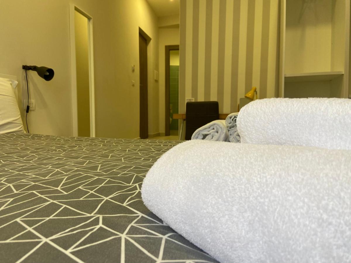 2Naples Rooms Екстериор снимка