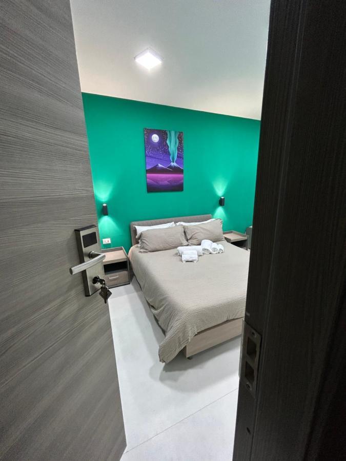 2Naples Rooms Екстериор снимка