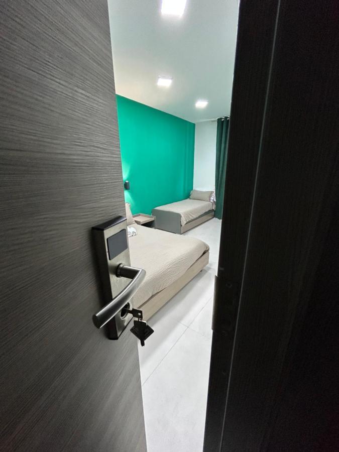 2Naples Rooms Екстериор снимка